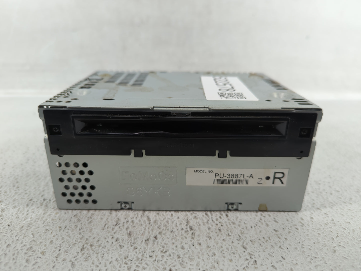 2013-2013 Ford Edge Am Fm Cd Player Radio Receiver - Oemusedautoparts1.com