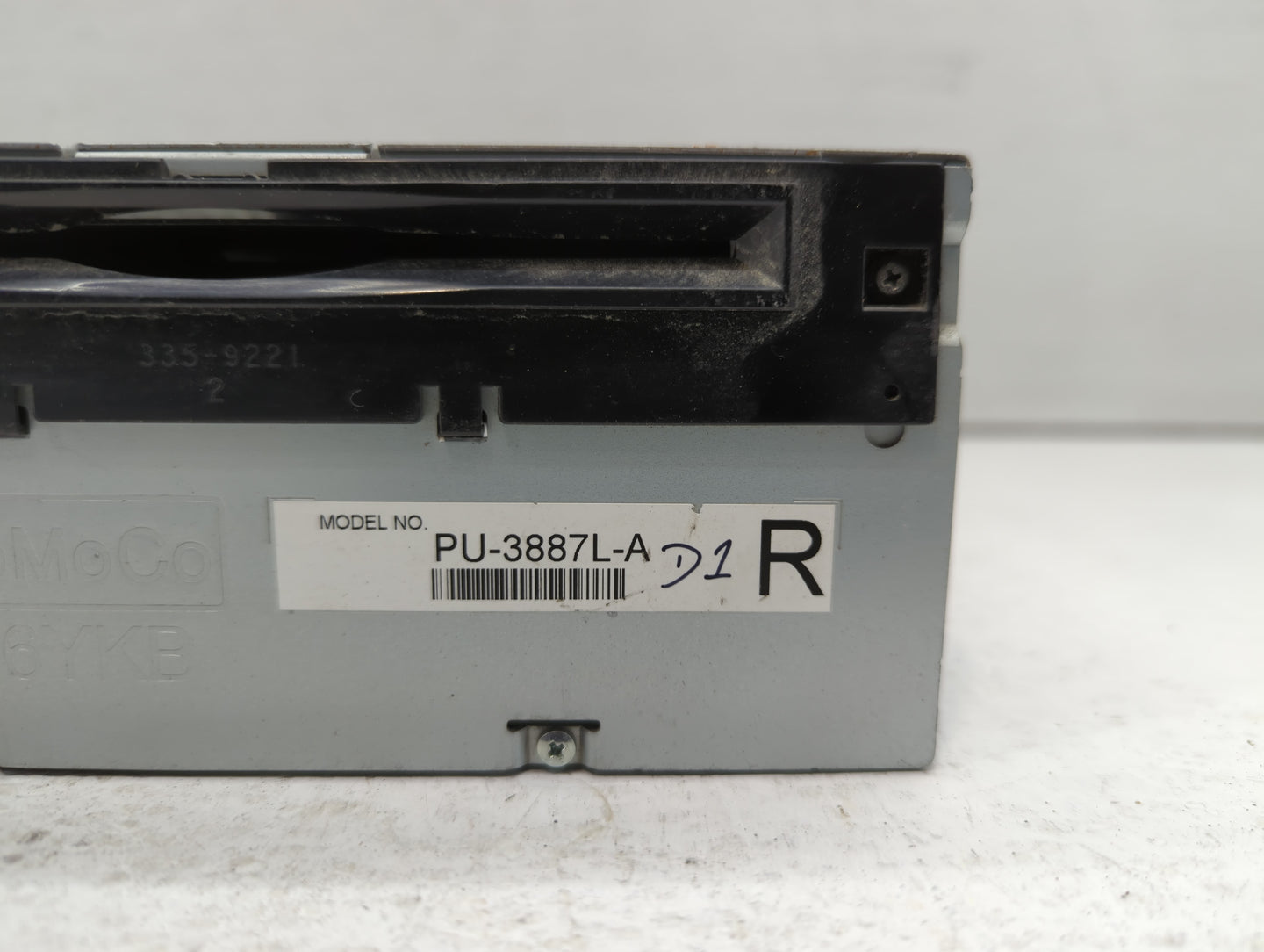 2013 Ford Edge Radio AM FM Cd Player Receiver Replacement P/N:DT4T-19C107-FA Fits OEM Used Auto Parts - Oemusedautoparts1.co
