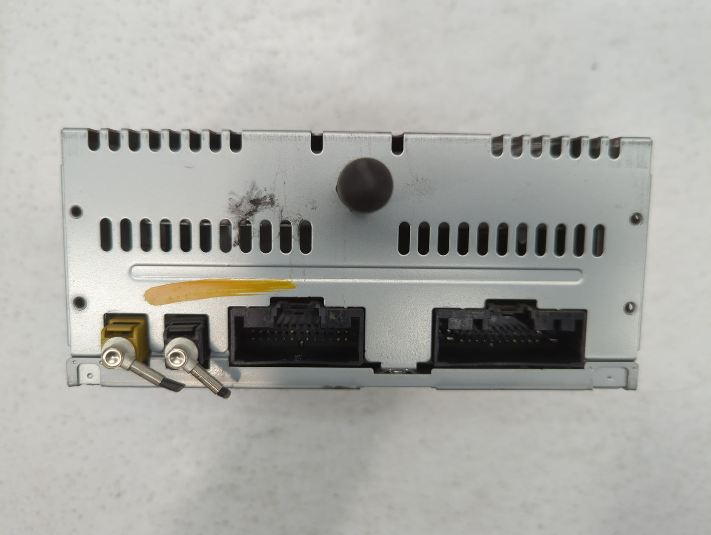 2013 Ford Edge Radio AM FM Cd Player Receiver Replacement P/N:DT4T-19C107-FA Fits OEM Used Auto Parts - Oemusedautoparts1.co