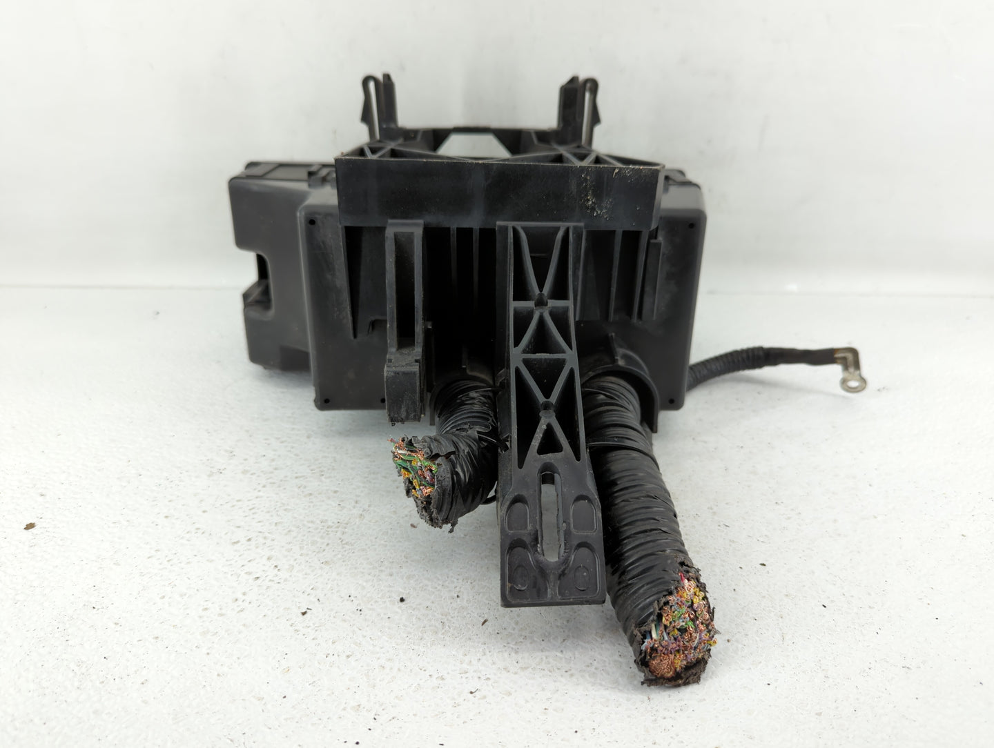 2012-2014 Ford Edge Fusebox Fuse Box Panel Relay Module P/N:CT4T-14290-LF CT4T-14290-HF, BT4T-14A003-AA Fits Fits 2012 2013 
