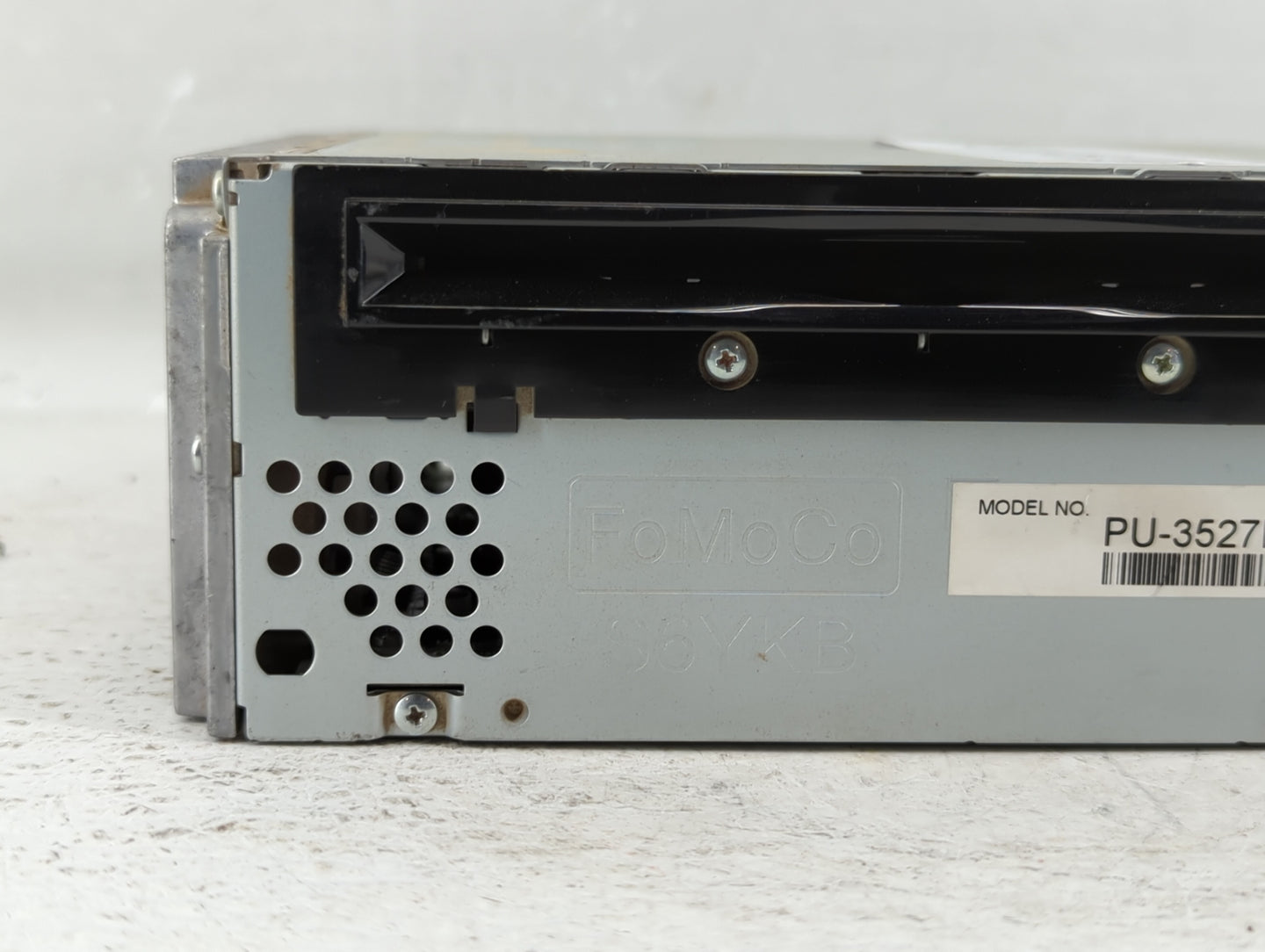 2013-2013 Ford Edge Am Fm Cd Player Radio Receiver - Oemusedautoparts1.com