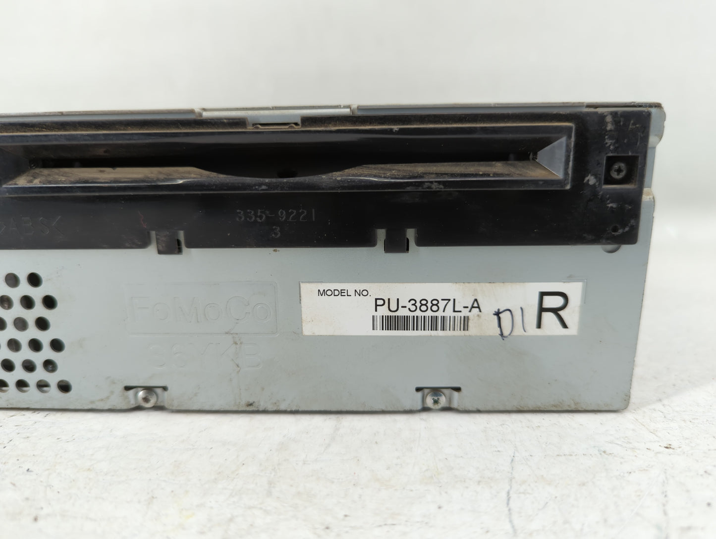 2013-2013 Ford Edge Am Fm Cd Player Radio Receiver - Oemusedautoparts1.com