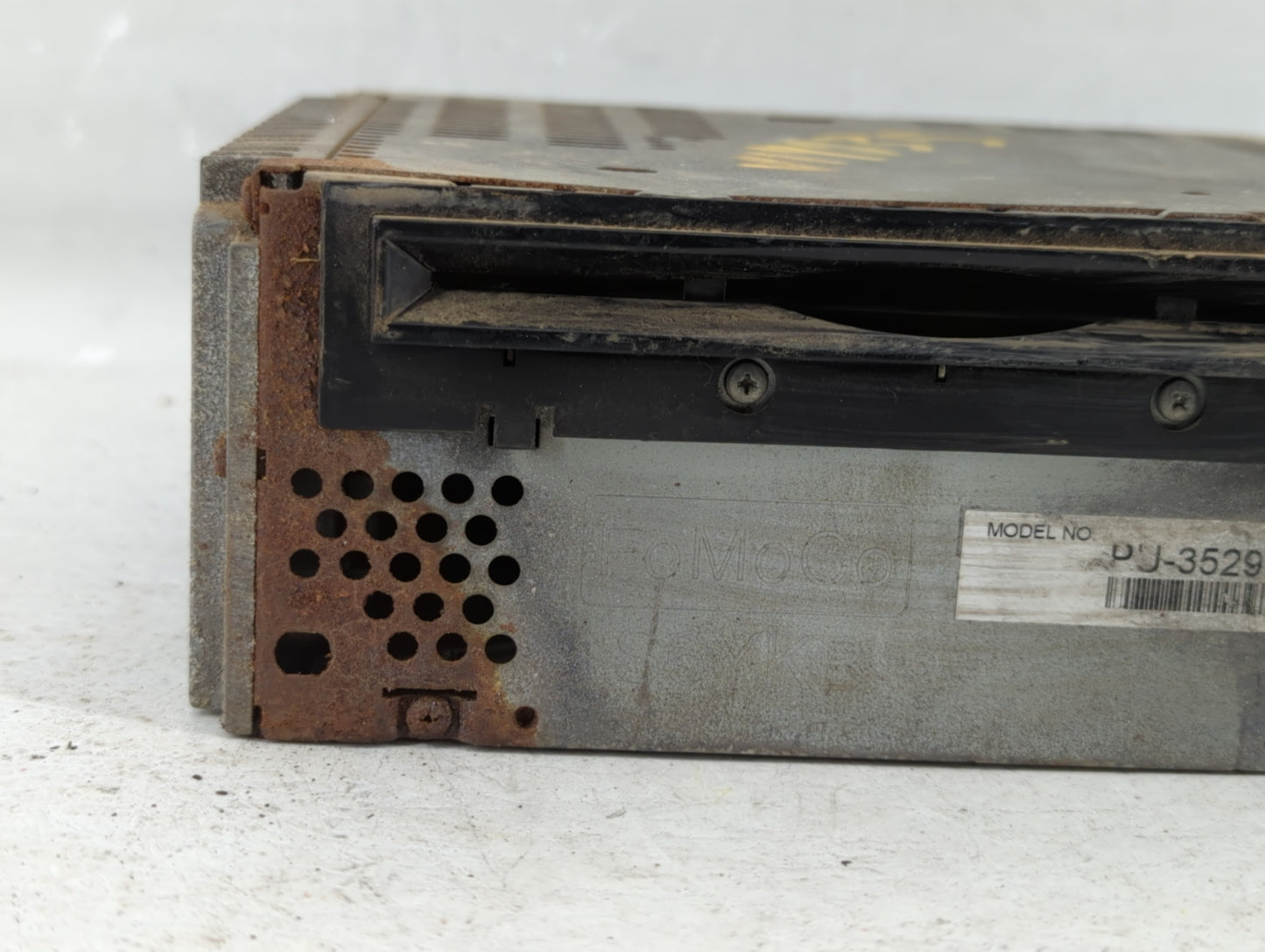 2013-2013 Ford Edge Am Fm Cd Player Radio Receiver - Oemusedautoparts1.com