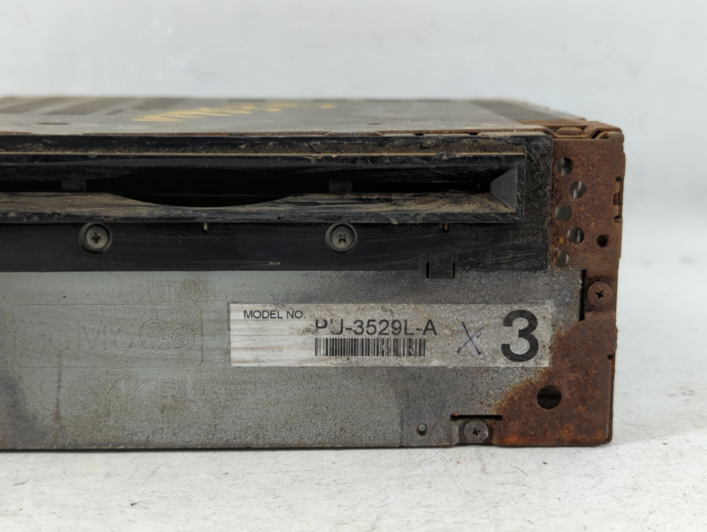 2013-2013 Ford Edge Am Fm Cd Player Radio Receiver - Oemusedautoparts1.com