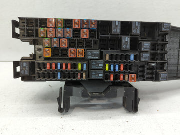 2012-2014 Ford Edge Fusebox Fuse Box Panel Relay Module P/N:CT4T-14290-LF CT4T-14290-HF, BT4T-14A003-AA Fits Fits 2012 2013 2014 OEM Used Auto Parts