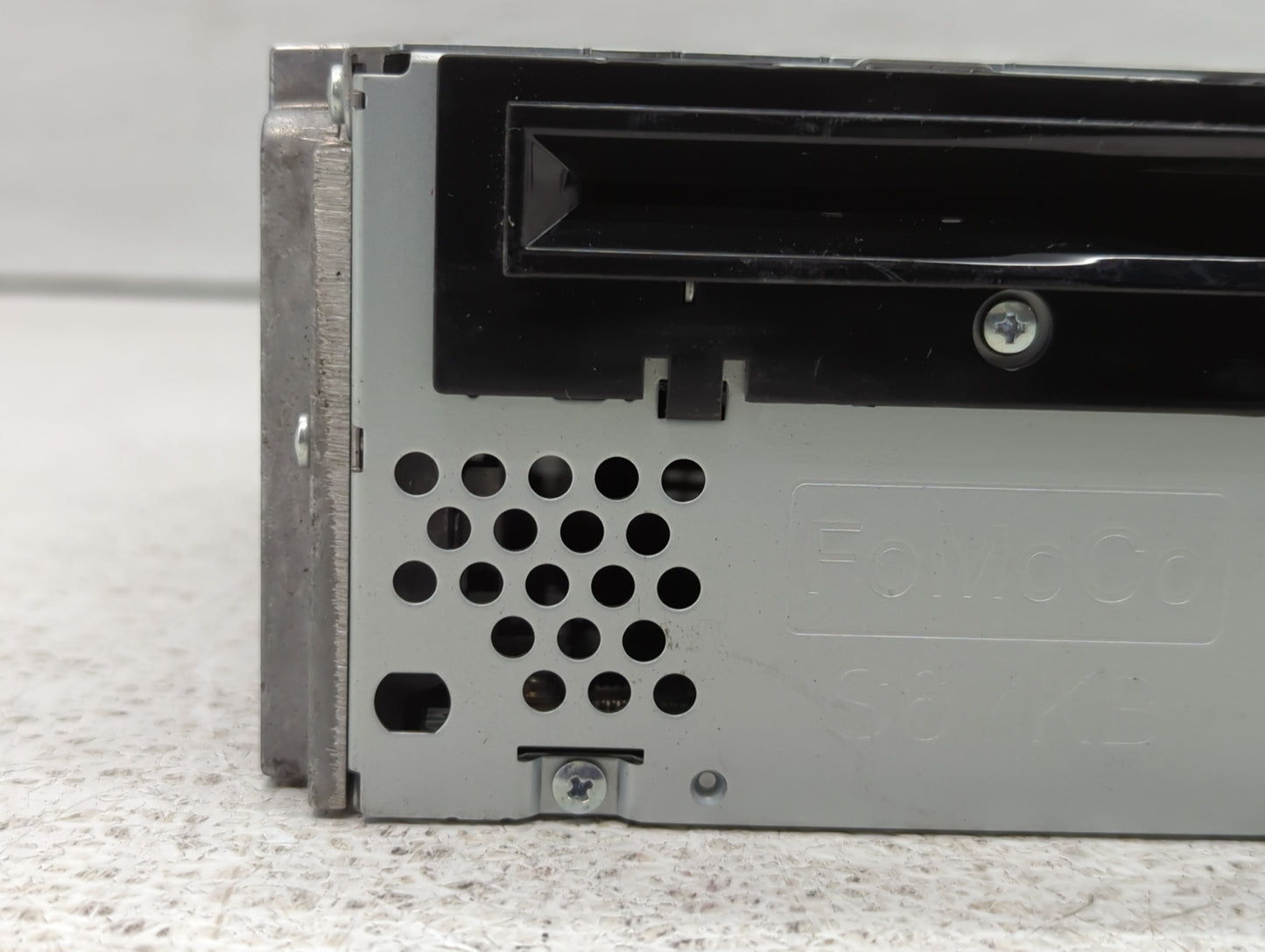 2013 Ford Edge Radio AM FM Cd Player Receiver Replacement P/N:DT4T-19C107-CB Fits OEM Used Auto Parts - Oemusedautoparts1.co
