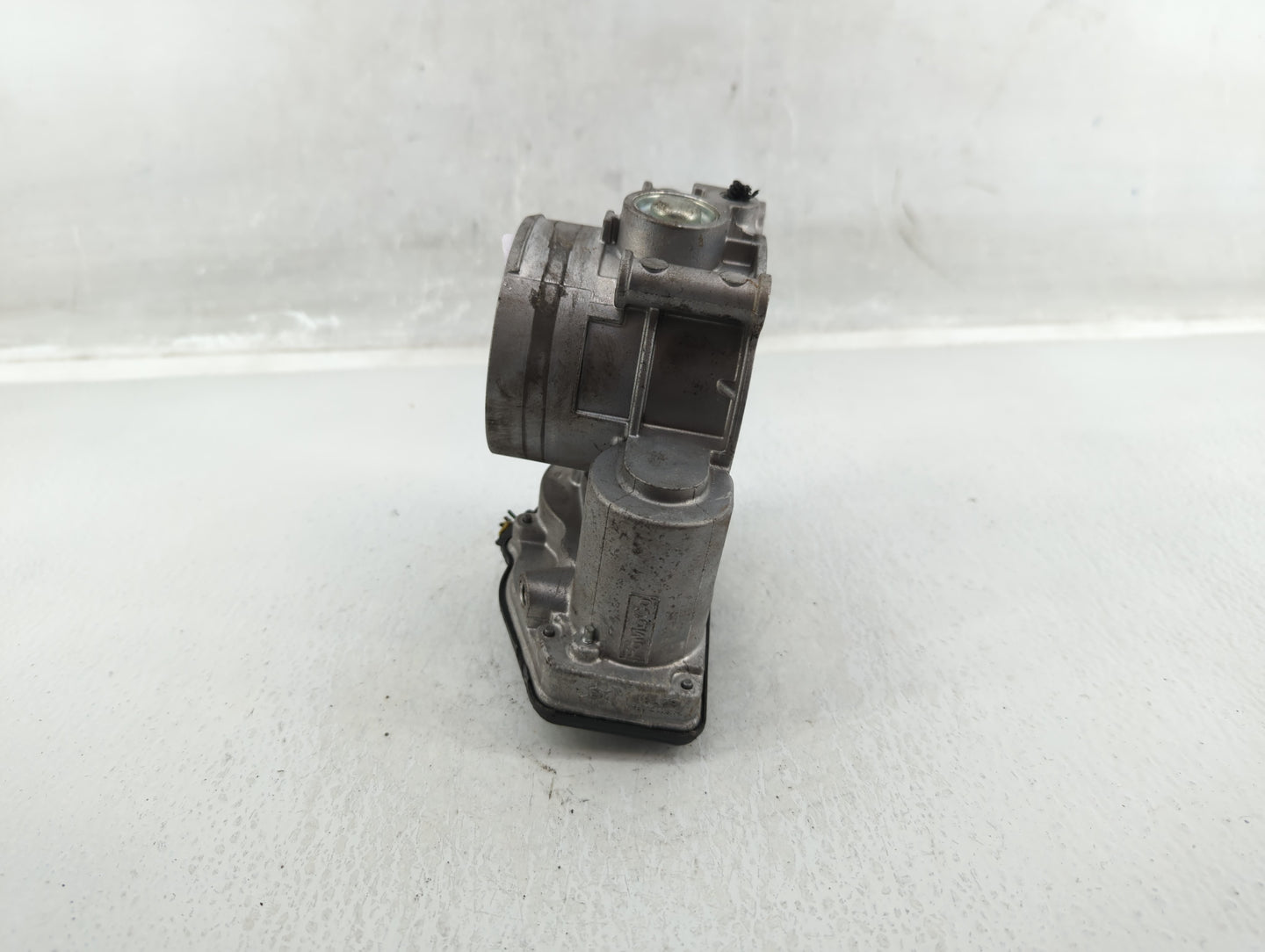 2011-2018 Ford Edge Throttle Body P/N:132814005997 Fits Fits 2011 2012 2013 2014 2015 2016 2017 2018 2019 OEM Used Auto Part