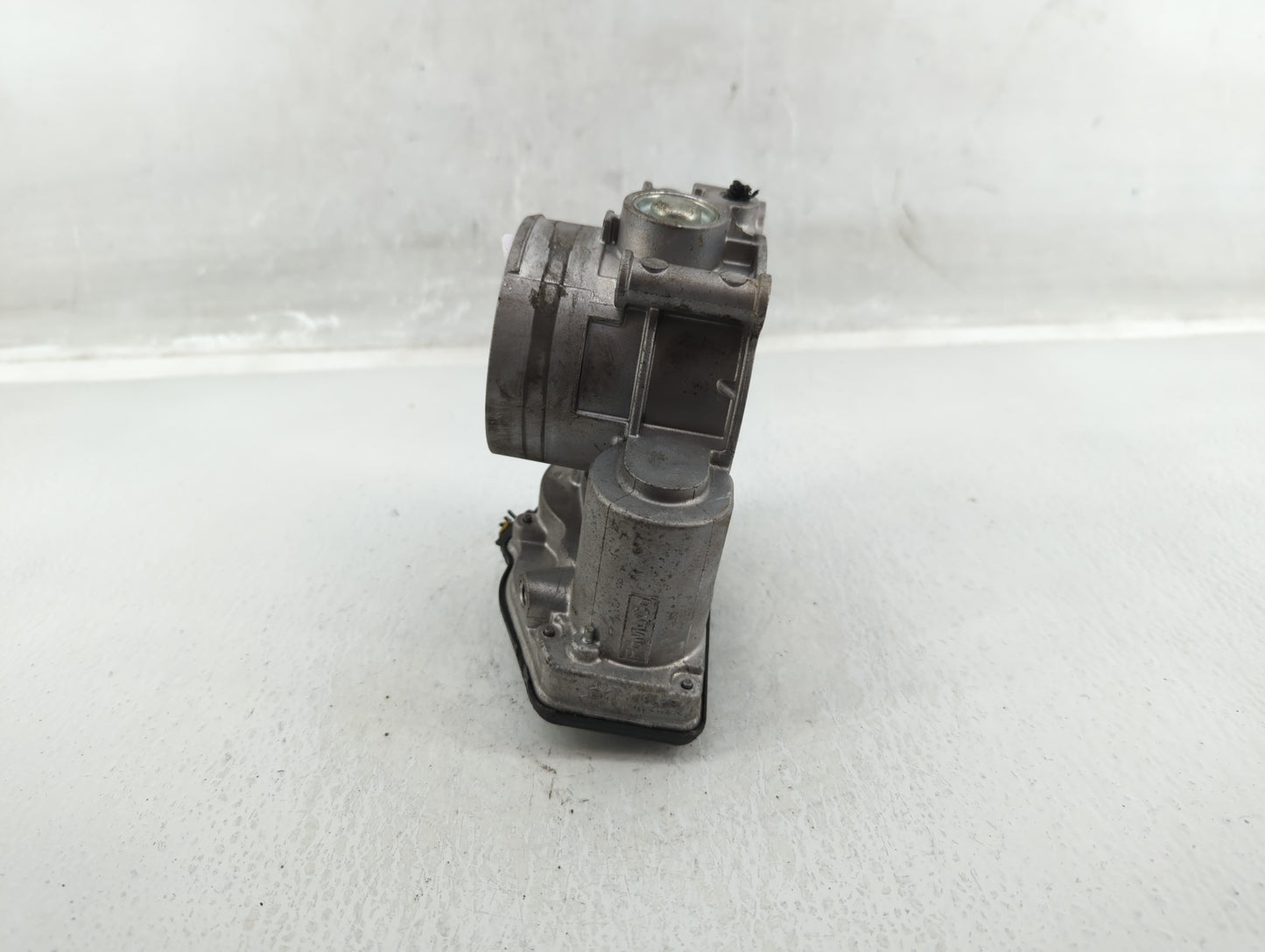 2011-2018 Ford Edge Throttle Body P/N:132814005997 Fits Fits 2011 2012 2013 2014 2015 2016 2017 2018 2019 OEM Used Auto Part