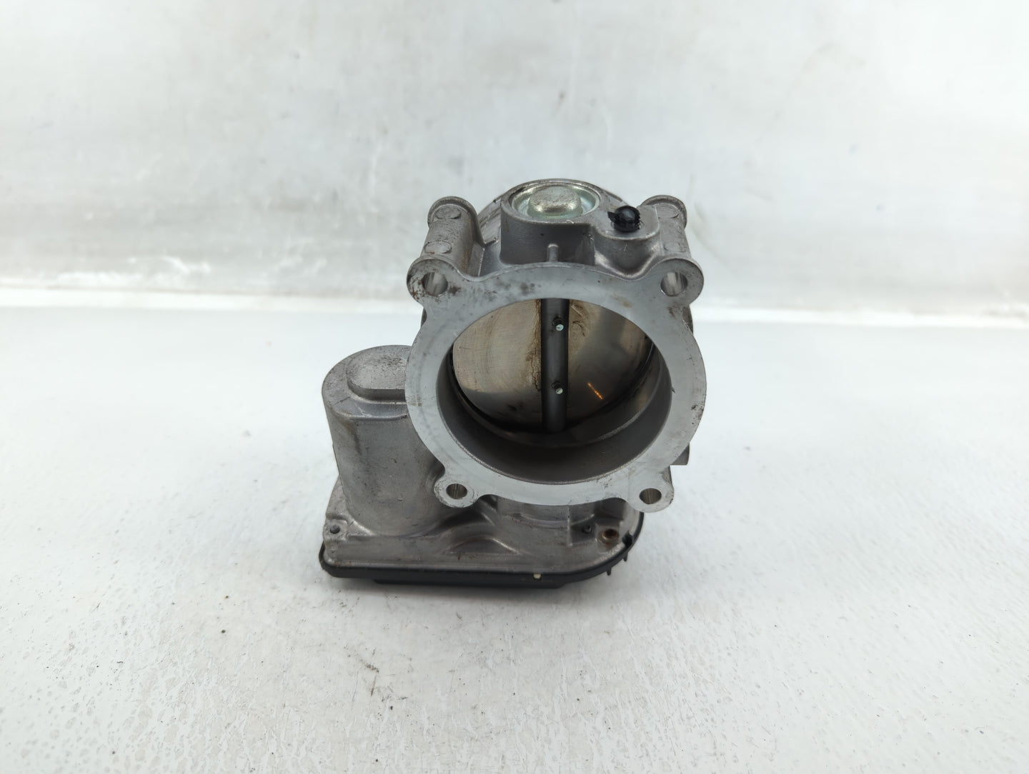 2011-2018 Ford Edge Throttle Body P/N:132814005997 Fits Fits 2011 2012 2013 2014 2015 2016 2017 2018 2019 OEM Used Auto Part