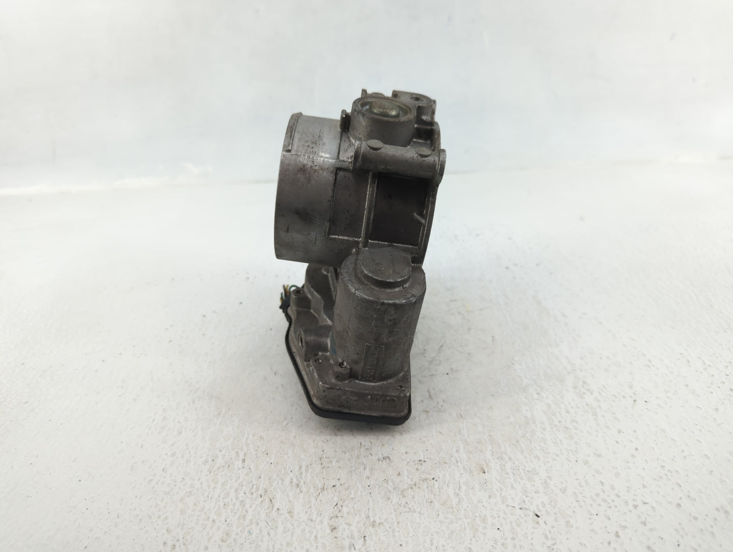 2011-2018 Ford Edge Throttle Body P/N:AT4E-EF Fits Fits 2011 2012 2013 2014 2015 2016 2017 2018 2019 OEM Used Auto Parts - O