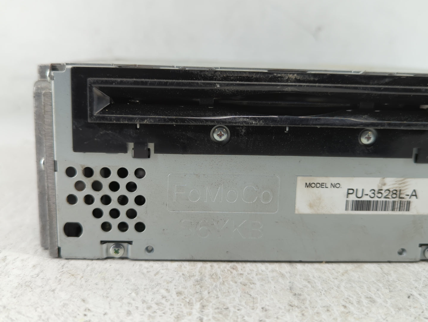 2013-2014 Ford Edge Radio AM FM Cd Player Receiver Replacement P/N:DT4T-19C107-BB DT4T-19C107-BA Fits Fits 2013 2014 OEM Use
