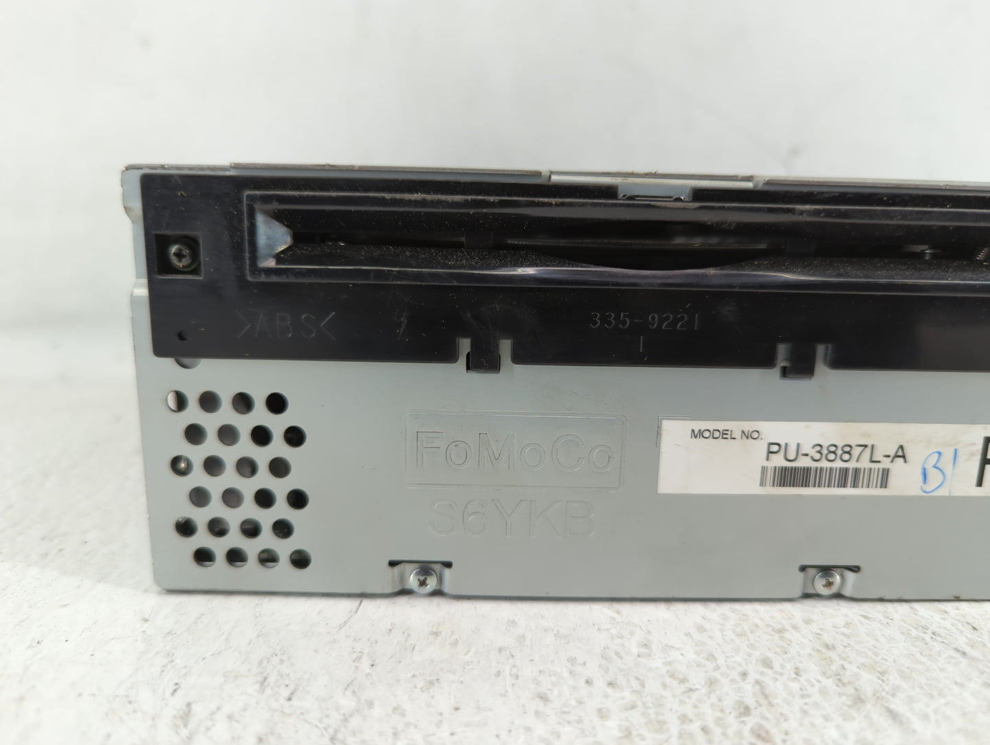 2013 Ford Edge Radio AM FM Cd Player Receiver Replacement P/N:DT4T-19C107-FA Fits OEM Used Auto Parts - Oemusedautoparts1.co