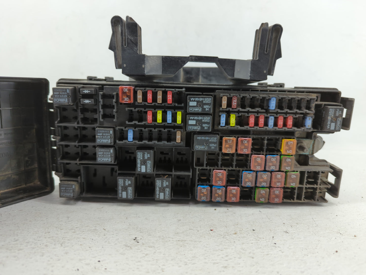 2012-2014 Ford Edge Fusebox Fuse Box Panel Relay Module P/N:CT4T-14290-BK Fits Fits 2012 2013 2014 OEM Used Auto Parts - Oem