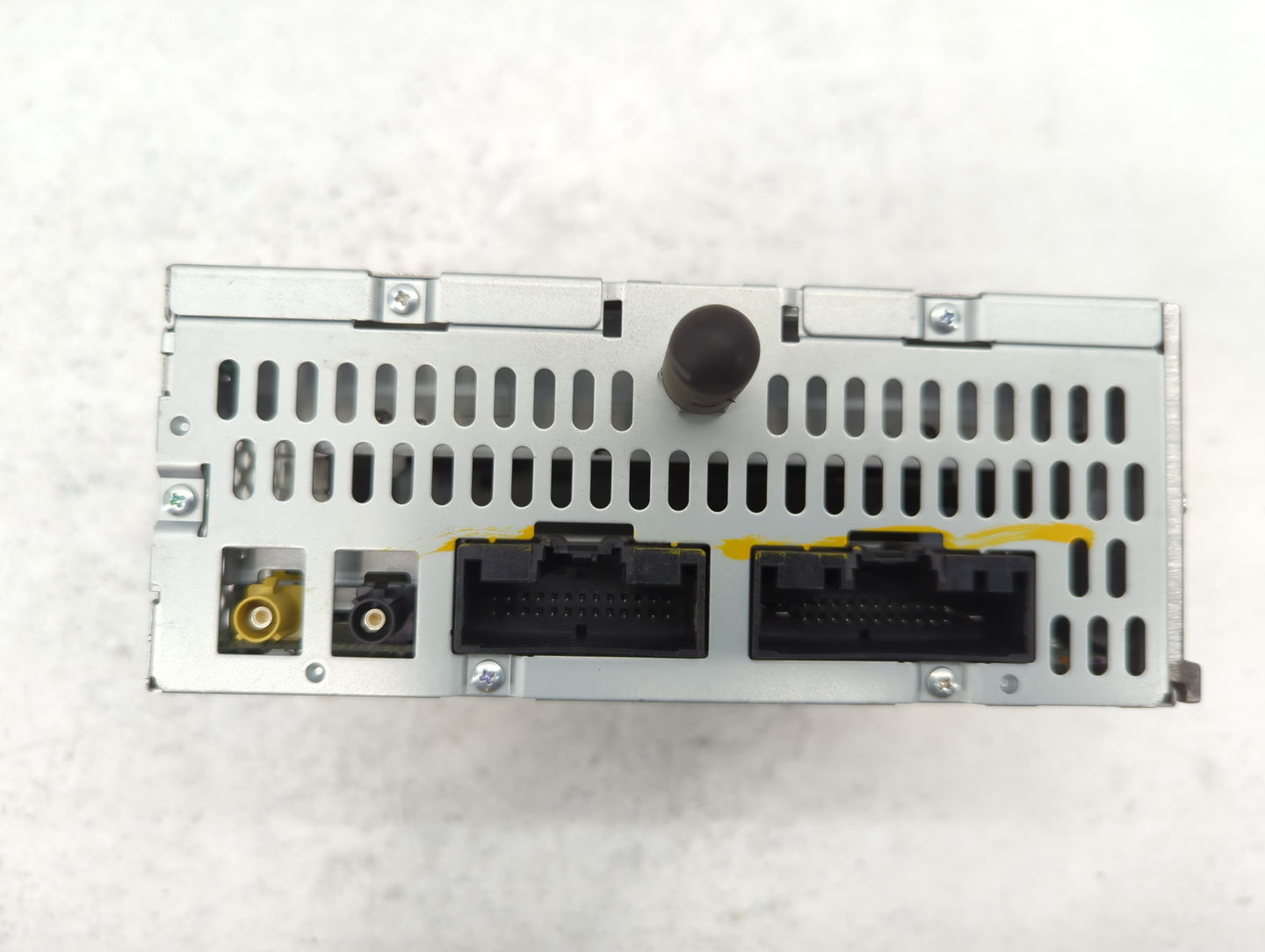 2013-2013 Ford Edge Am Fm Cd Player Radio Receiver - Oemusedautoparts1.com