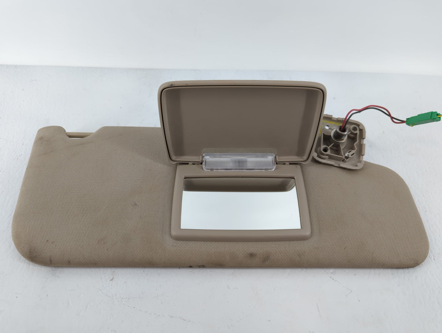 2011-2014 Ford Edge Sun Visor Shade Replacement Passenger Right Mirror Fits Fits 2011 2012 2013 2014 2015 OEM Used Auto Part