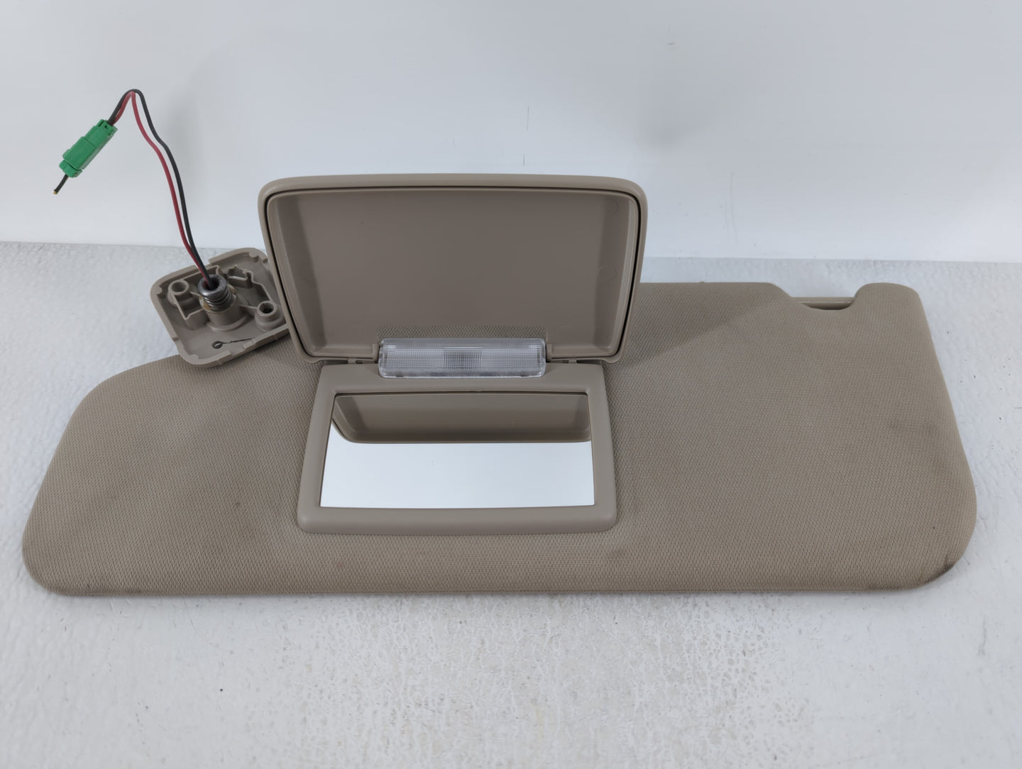 2011-2014 Ford Edge Sun Visor Shade Replacement Driver Left Mirror Fits Fits 2011 2012 2013 2014 OEM Used Auto Parts - Oemus