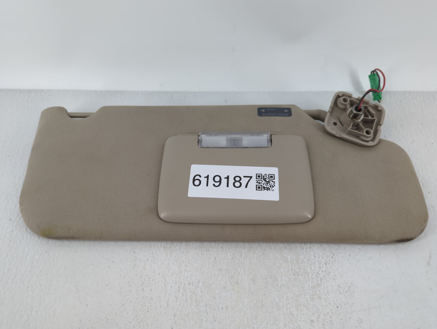 2011-2014 Ford Edge Sun Visor Shade Replacement Passenger Right Mirror Fits Fits 2011 2012 2013 2014 2015 OEM Used Auto Part