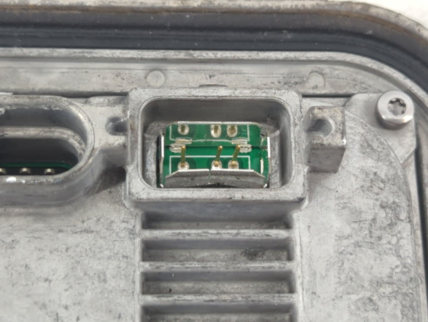 2013-2014 Ford Edge Headlight Ballast Head Light - Oemusedautoparts1.com