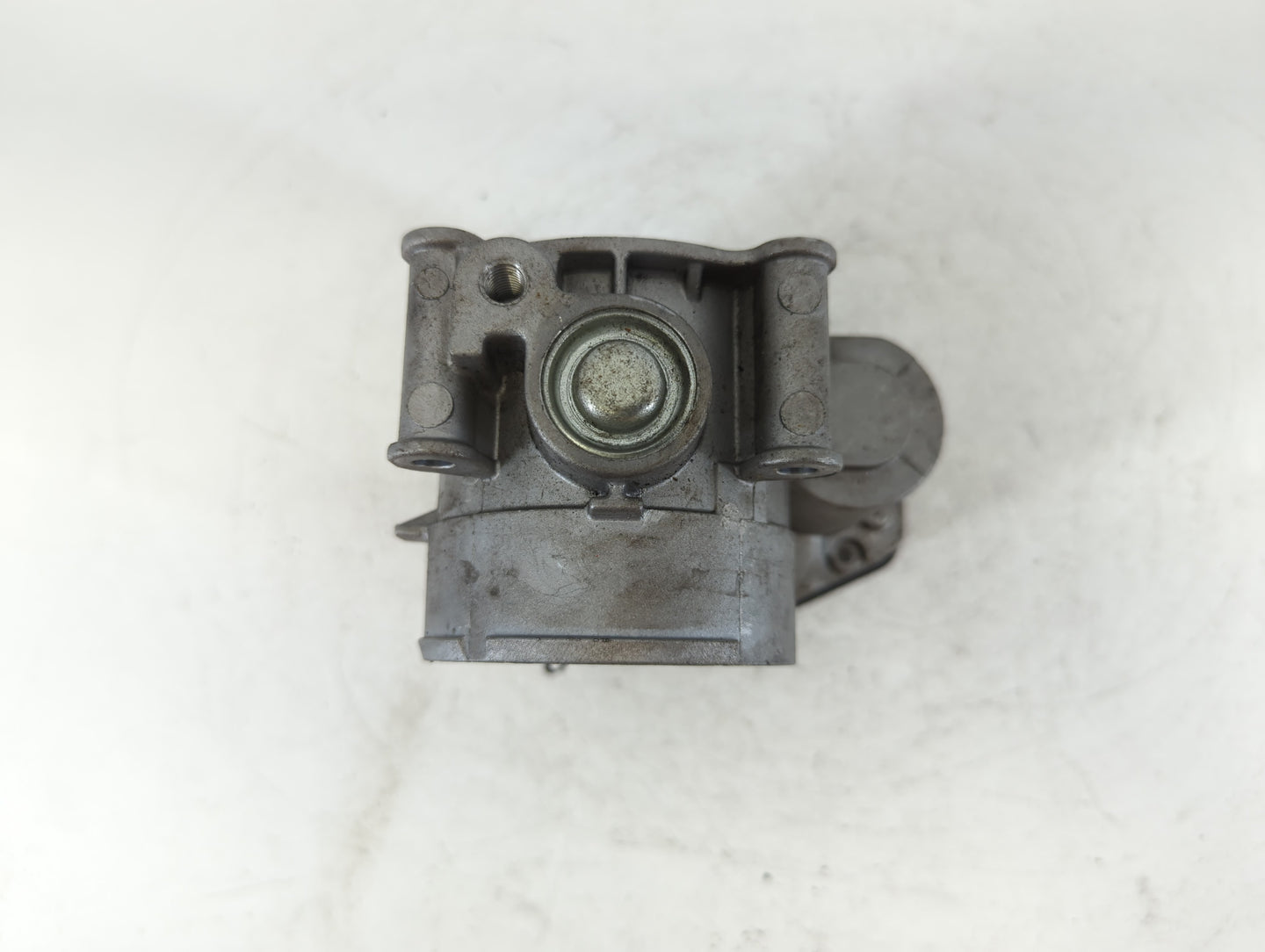 2011-2018 Ford Edge Throttle Body P/N:132884000421 AT4E-EH Fits Fits 2011 2012 2013 2014 2015 2016 2017 2018 2019 OEM Used A
