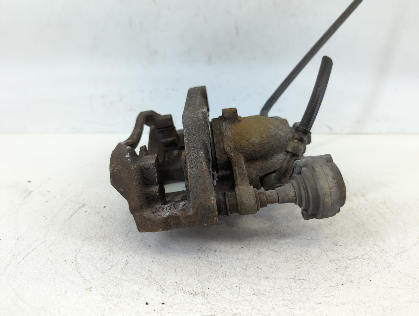 2011-2014 Ford Edge Rear Passenger Right Brake Caliper - Oemusedautoparts1.com