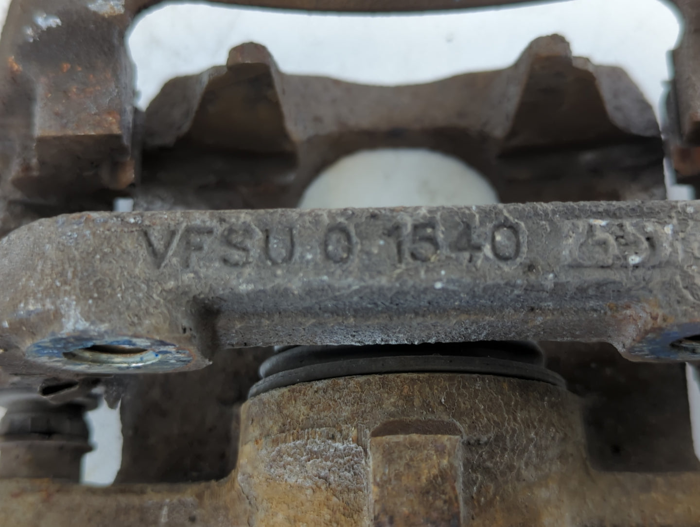 2011-2014 Ford Edge Rear Passenger Right Brake Caliper - Oemusedautoparts1.com