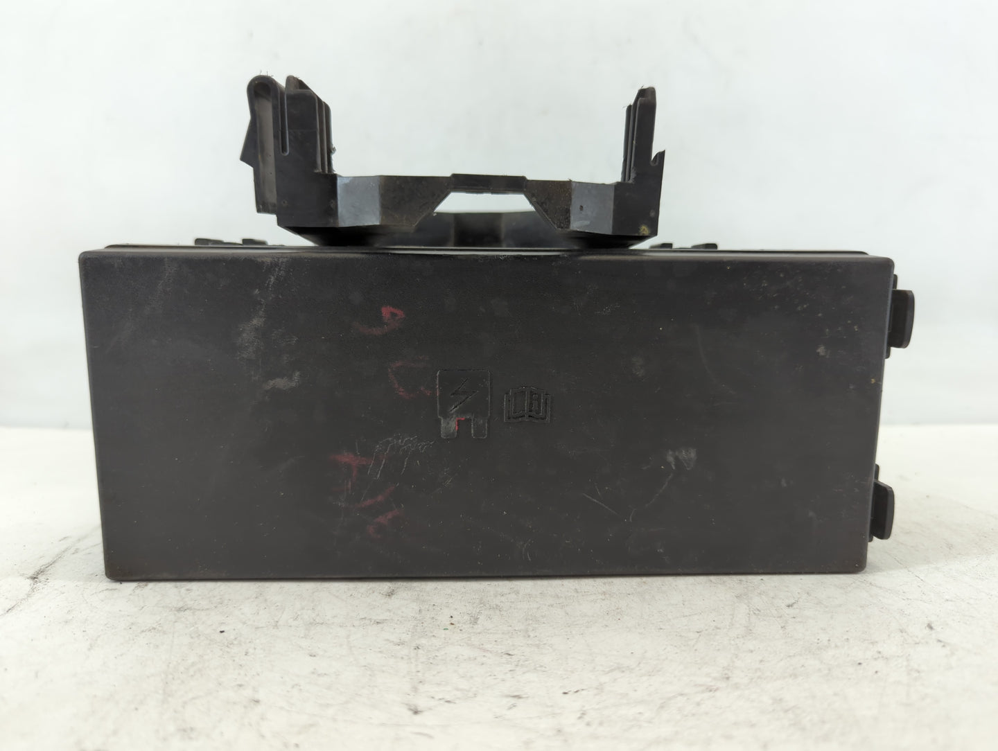 2012-2014 Ford Edge Fusebox Fuse Box Panel Relay Module P/N:CT4T-14290-BH Fits Fits 2012 2013 2014 OEM Used Auto Parts - Oem