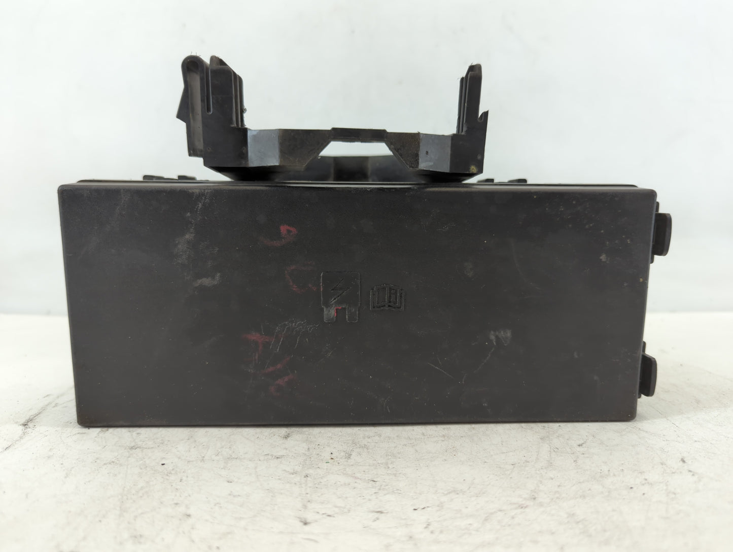 2012-2014 Ford Edge Fusebox Fuse Box Panel Relay Module P/N:CT4T-14290-BH Fits Fits 2012 2013 2014 OEM Used Auto Parts - Oem