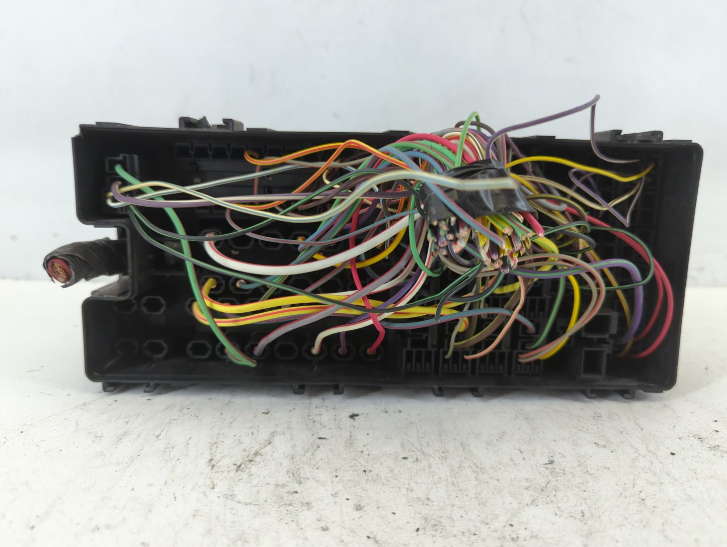 2012-2014 Ford Edge Fusebox Fuse Box Panel Relay Module P/N:BT4T-14A003-AA Fits Fits 2012 2013 2014 OEM Used Auto Parts - Oe
