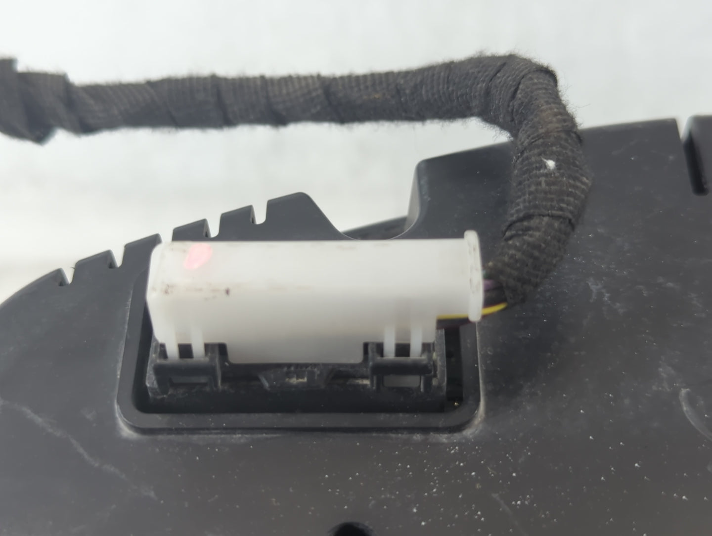 2013 Ford Edge Instrument Cluster Speedometer Gauges Fits OEM Used Auto Parts - Oemusedautoparts1.com