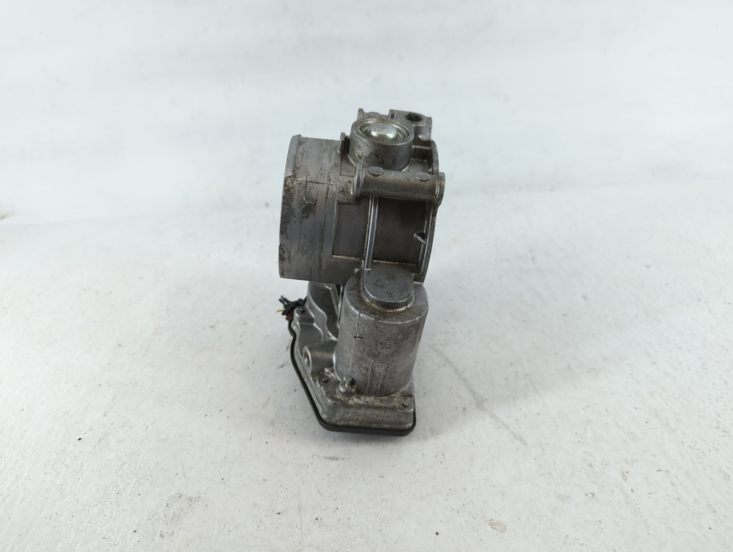 2011-2018 Ford Edge Throttle Body P/N:132774006533 AT4E-EH Fits Fits 2011 2012 2013 2014 2015 2016 2017 2018 2019 OEM Used A