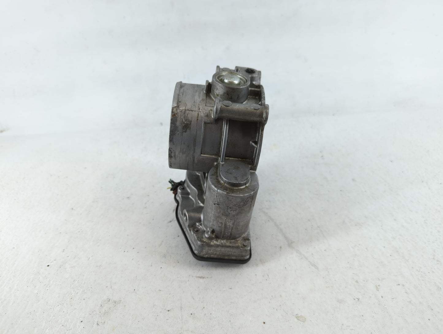 2011-2018 Ford Edge Throttle Body P/N:132774006533 AT4E-EH Fits Fits 2011 2012 2013 2014 2015 2016 2017 2018 2019 OEM Used A