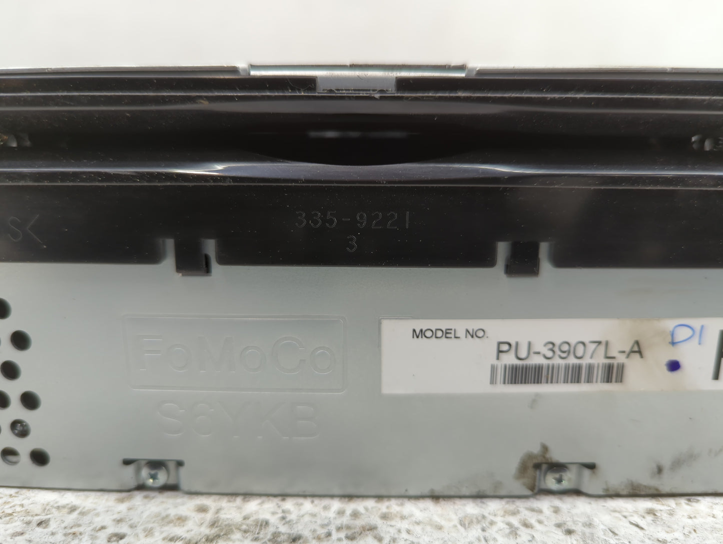 2013-2013 Ford Edge Am Fm Cd Player Radio Receiver - Oemusedautoparts1.com