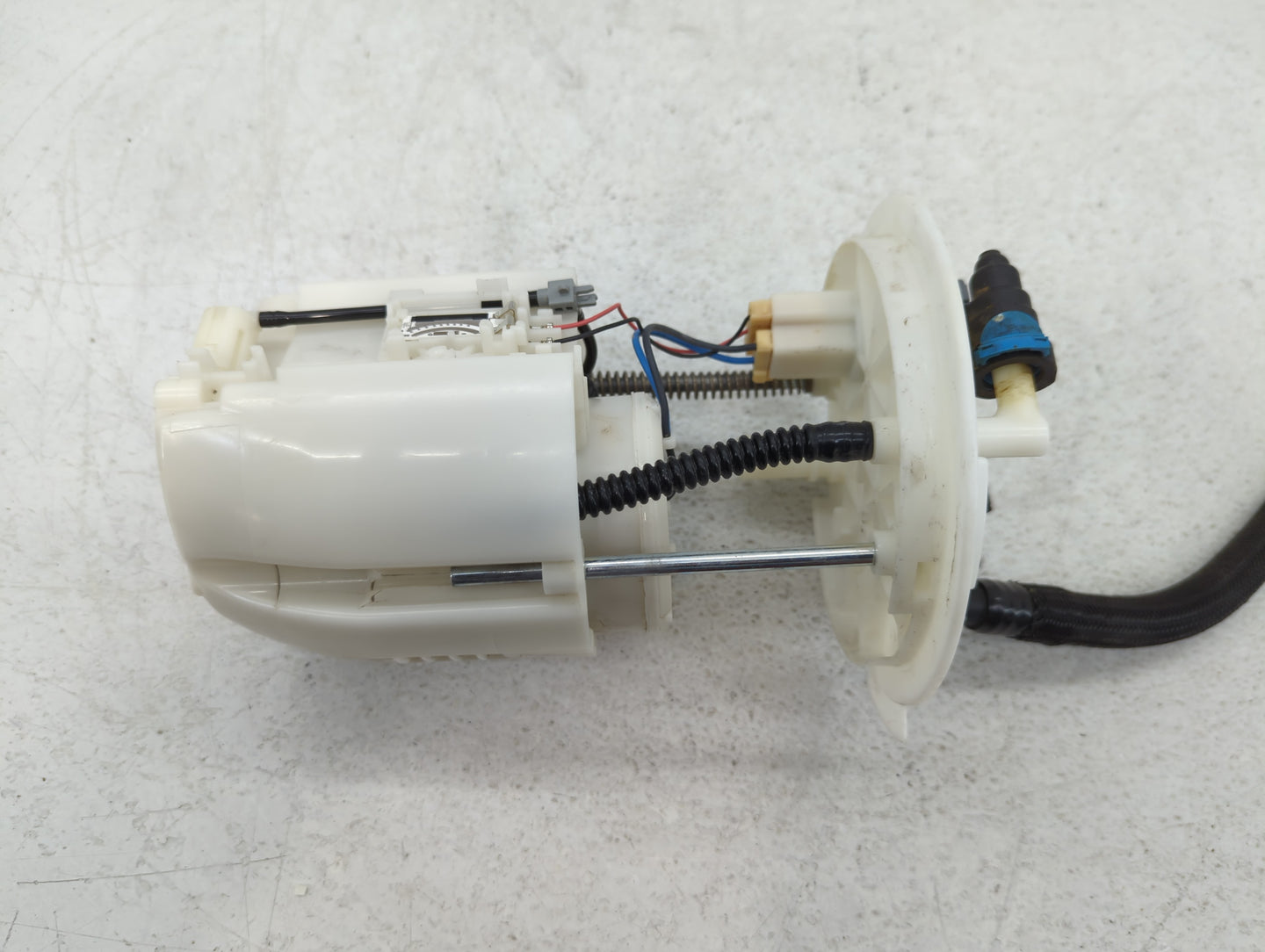2011-2014 Ford Edge Electrical Gas Fuel Pump Assembly - Oemusedautoparts1.com
