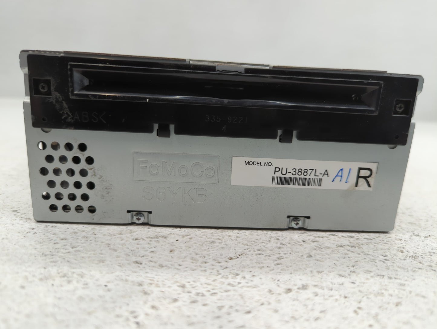 2013-2013 Ford Edge Am Fm Cd Player Radio Receiver - Oemusedautoparts1.com
