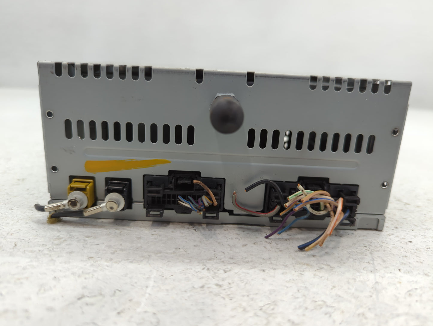 2013-2013 Ford Edge Am Fm Cd Player Radio Receiver - Oemusedautoparts1.com