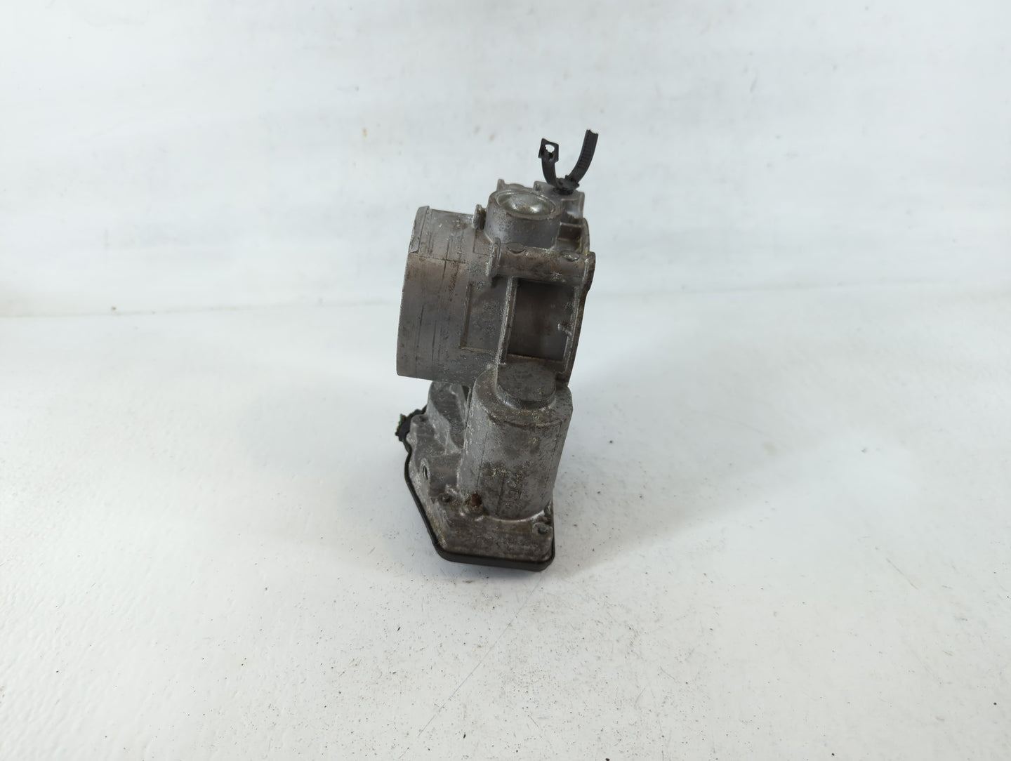 2011-2018 Ford Edge Throttle Body P/N:AT4E-EH 132784000258 Fits Fits 2011 2012 2013 2014 2015 2016 2017 2018 2019 OEM Used A