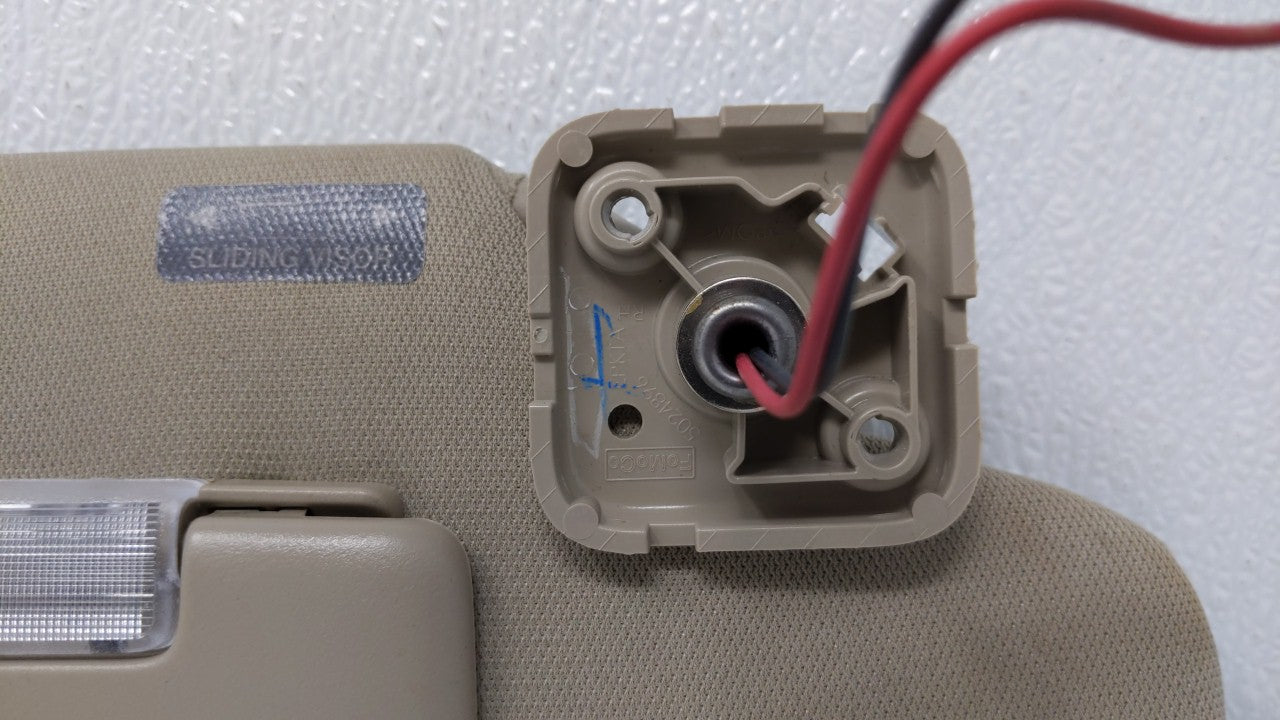 2011-2014 Ford Edge Sun Visor Shade Replacement Passenger Right Mirror Fits Fits 2011 2012 2013 2014 2015 OEM Used Auto Part