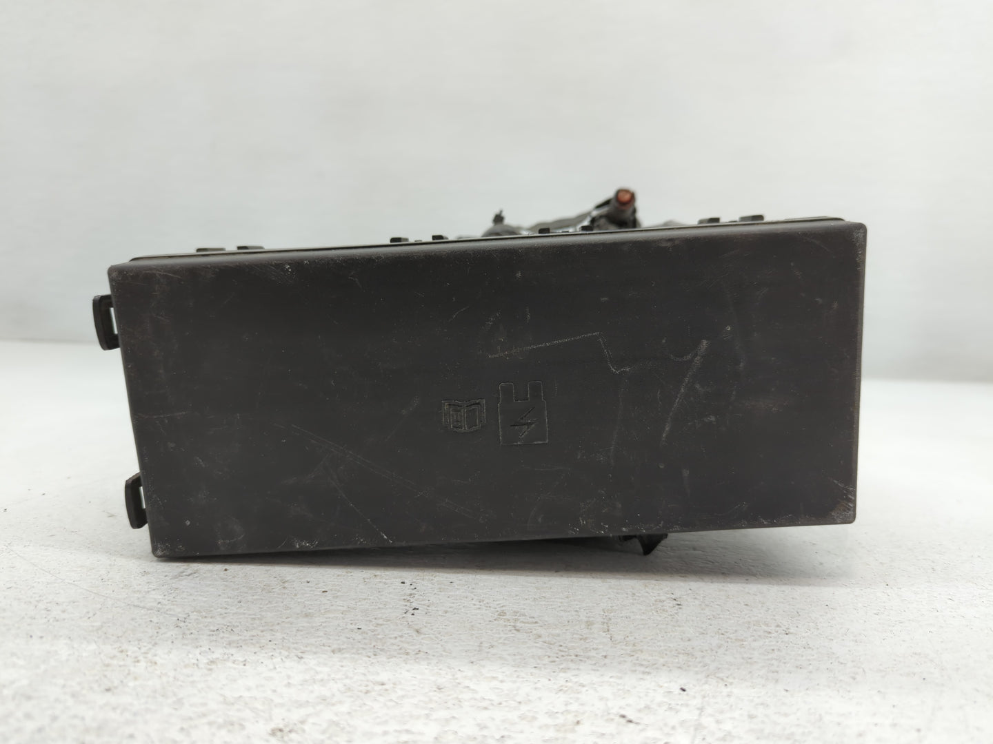 2012-2014 Ford Edge Fusebox Fuse Box Panel Relay Module P/N:CT4T-14290-LG Fits Fits 2012 2013 2014 OEM Used Auto Parts - Oem