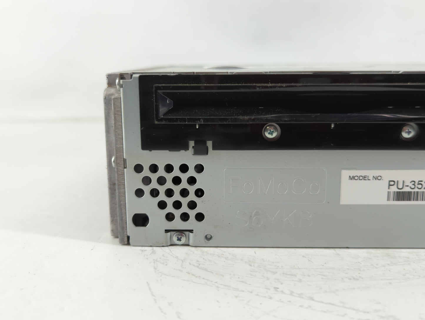 2013-2014 Ford Edge Am Fm Cd Player Radio Receiver - Oemusedautoparts1.com
