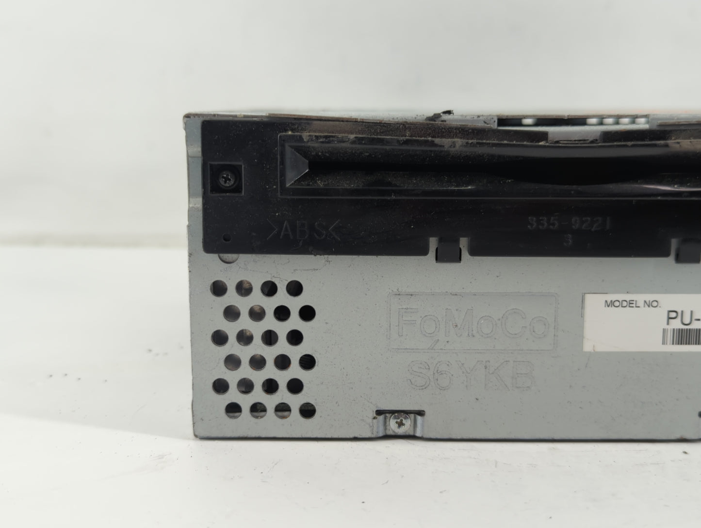 2013 Ford Edge Radio AM FM Cd Player Receiver Replacement P/N:ET4T 19C107 JA Fits OEM Used Auto Parts - Oemusedautoparts1.co