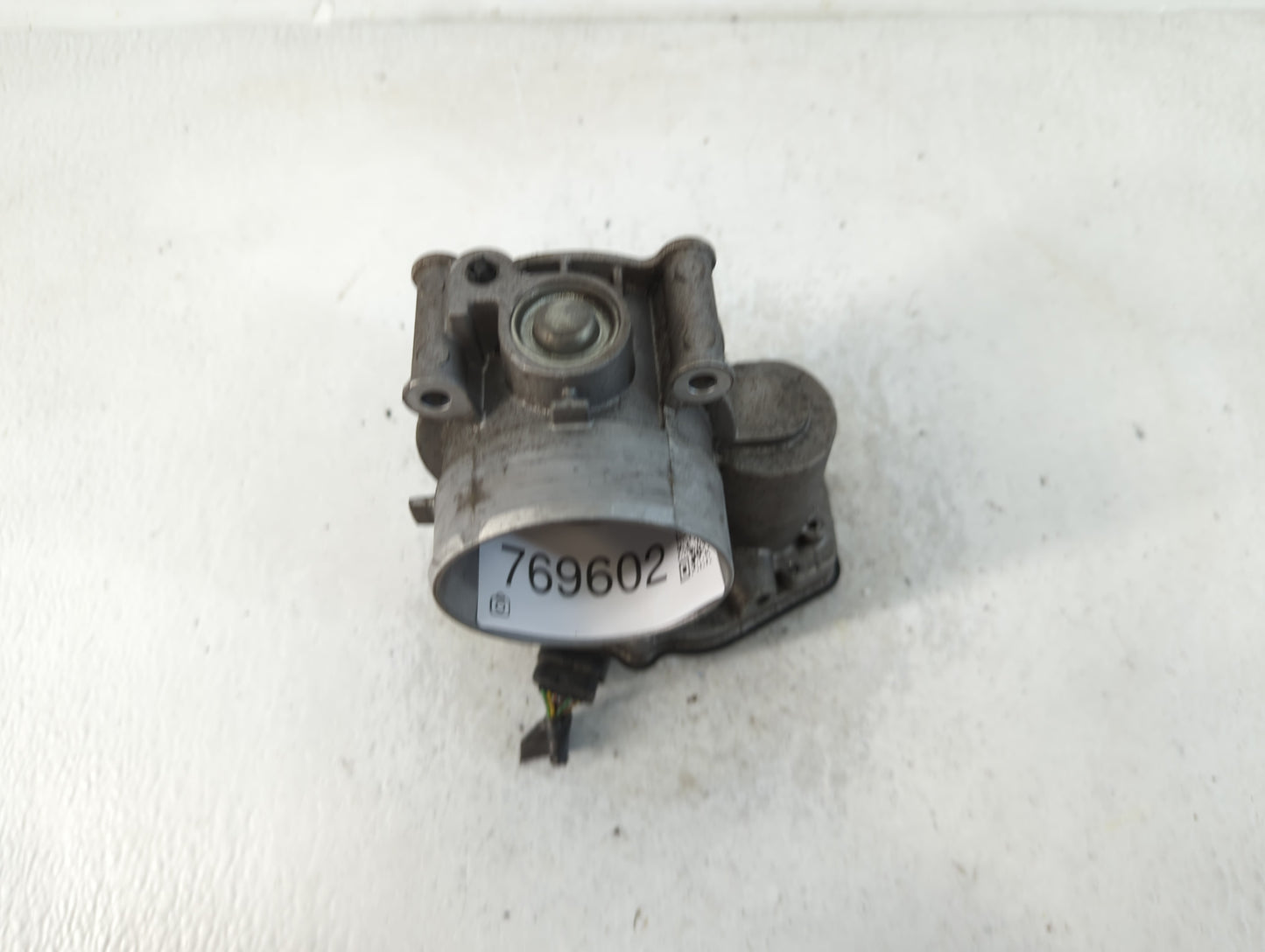 2011-2018 Ford Edge Throttle Body P/N:122074 AT4E Fits Fits 2011 2012 2013 2014 2015 2016 2017 2018 2019 OEM Used Auto Parts
