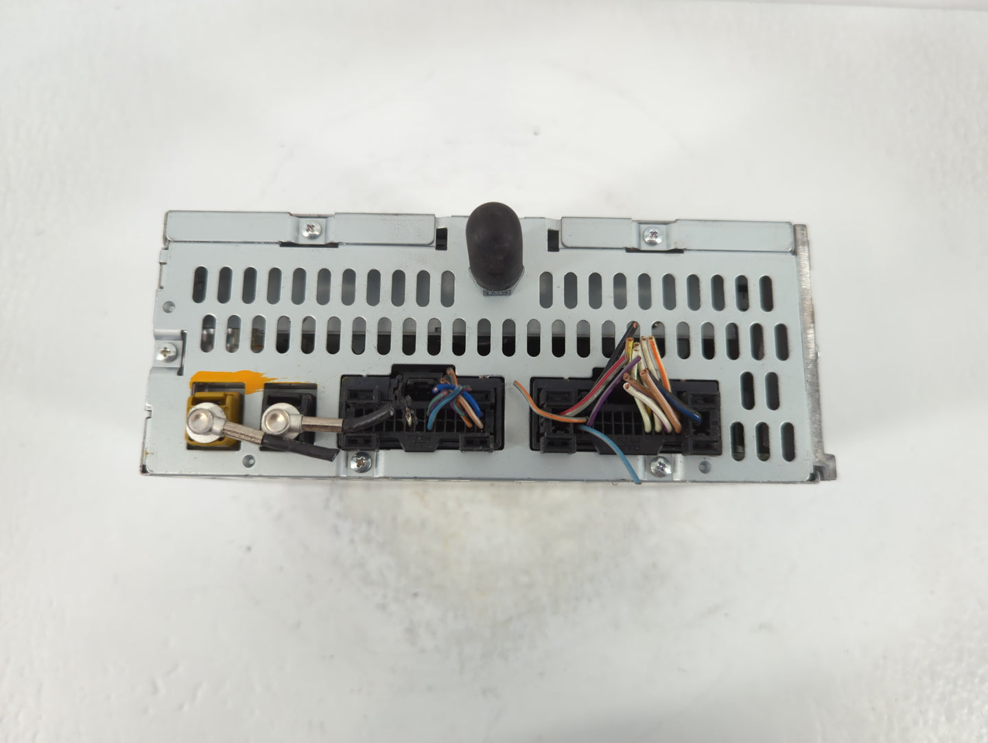 2013-2013 Ford Edge Am Fm Cd Player Radio Receiver - Oemusedautoparts1.com