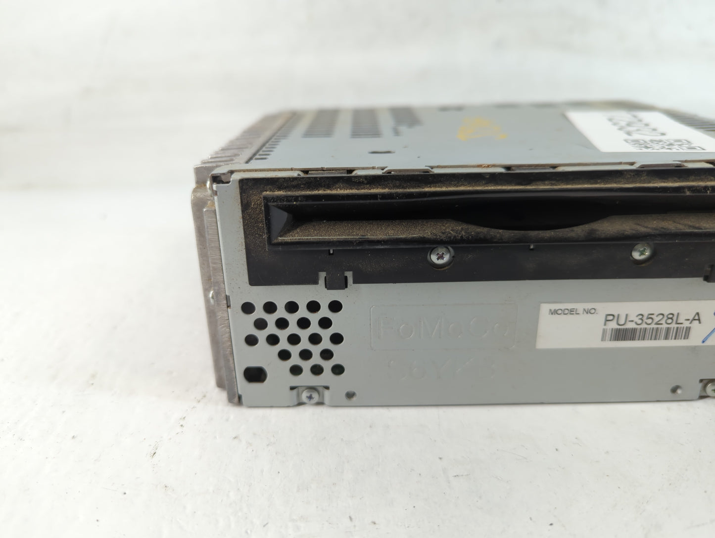 2012-2013 Ford Edge Radio AM FM Cd Player Receiver Replacement P/N:DT4T-19C107-BB Fits Fits 2012 2013 OEM Used Auto Parts - 