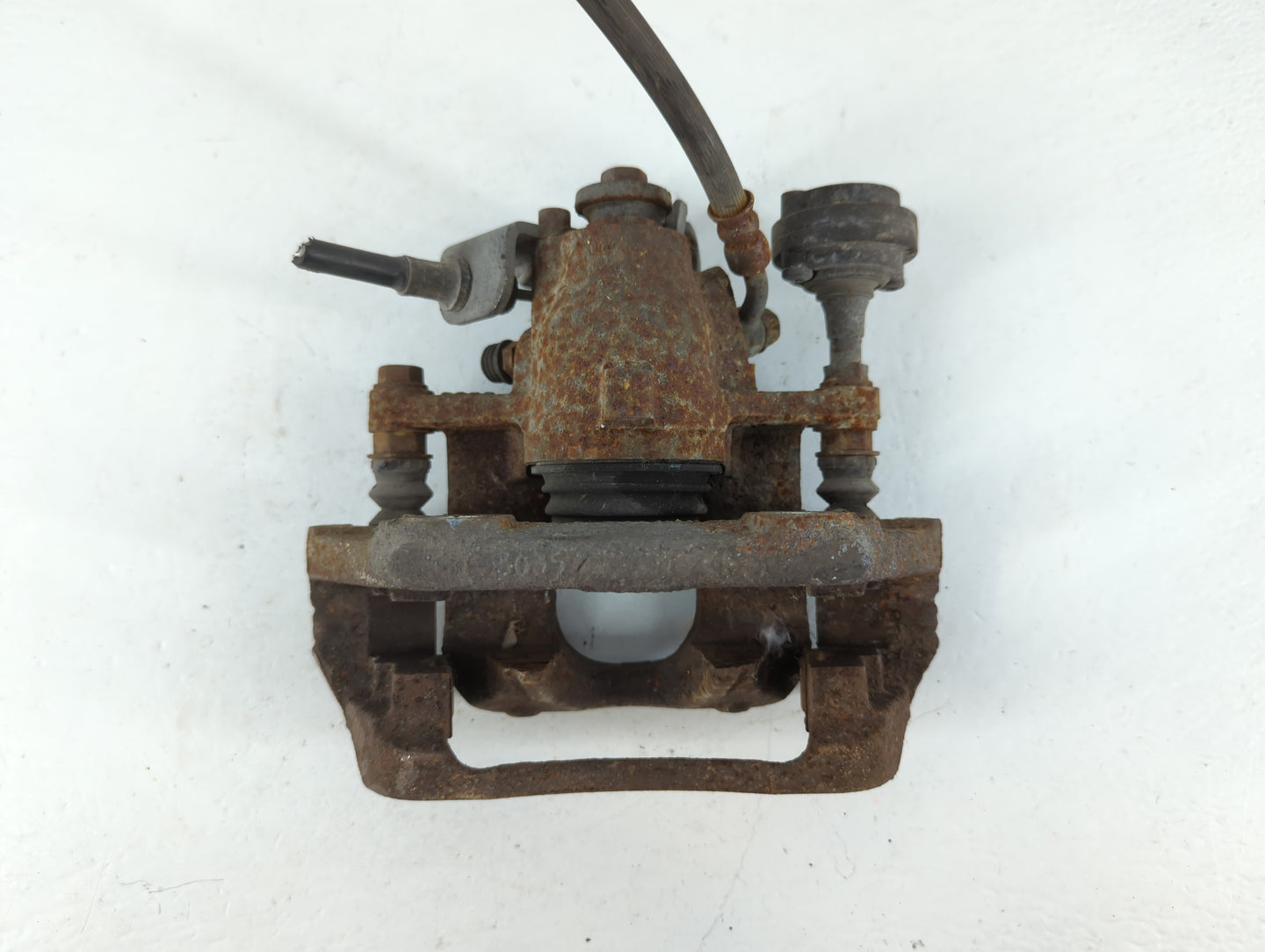 2011-2014 Ford Edge Rear Passenger Right Brake Caliper - Oemusedautoparts1.com
