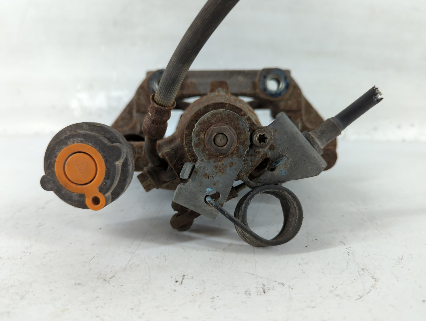 2011-2014 Ford Edge Rear Passenger Right Brake Caliper - Oemusedautoparts1.com