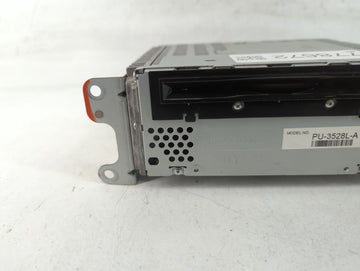 2013-2014 Ford Edge Radio AM FM Cd Player Receiver Replacement P/N:DT4T-19C107-BB Fits Fits 2013 2014 OEM Used Auto Parts