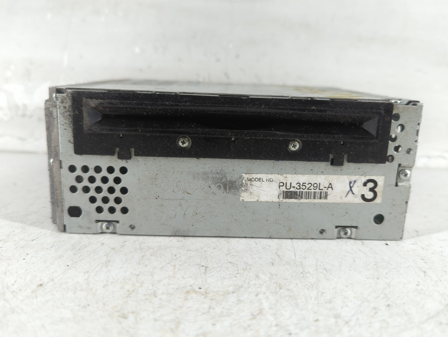 2013 Ford Edge Radio AM FM Cd Player Receiver Replacement P/N:DT4T-19C107-CB Fits OEM Used Auto Parts - Oemusedautoparts1.co