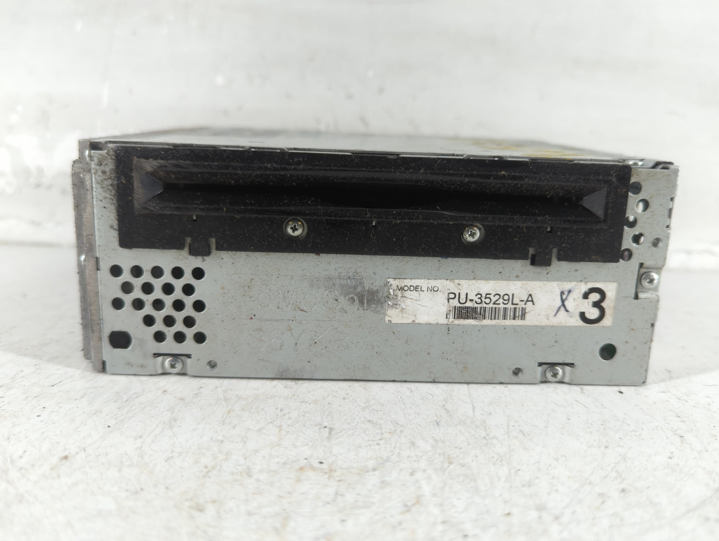 2013 Ford Edge Radio AM FM Cd Player Receiver Replacement P/N:DT4T-19C107-CB Fits OEM Used Auto Parts - Oemusedautoparts1.co