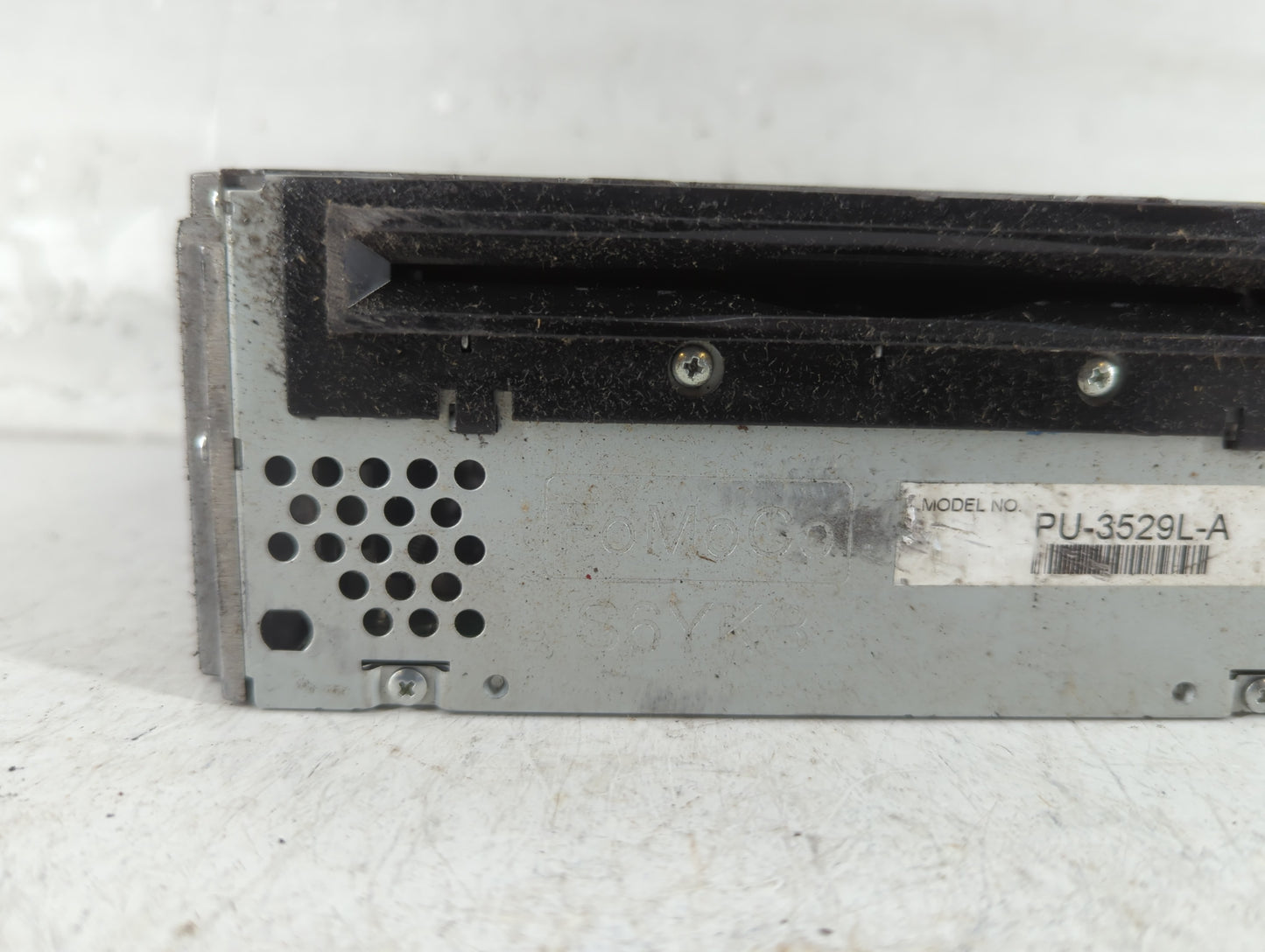 2013 Ford Edge Radio AM FM Cd Player Receiver Replacement P/N:DT4T-19C107-CB Fits OEM Used Auto Parts - Oemusedautoparts1.co