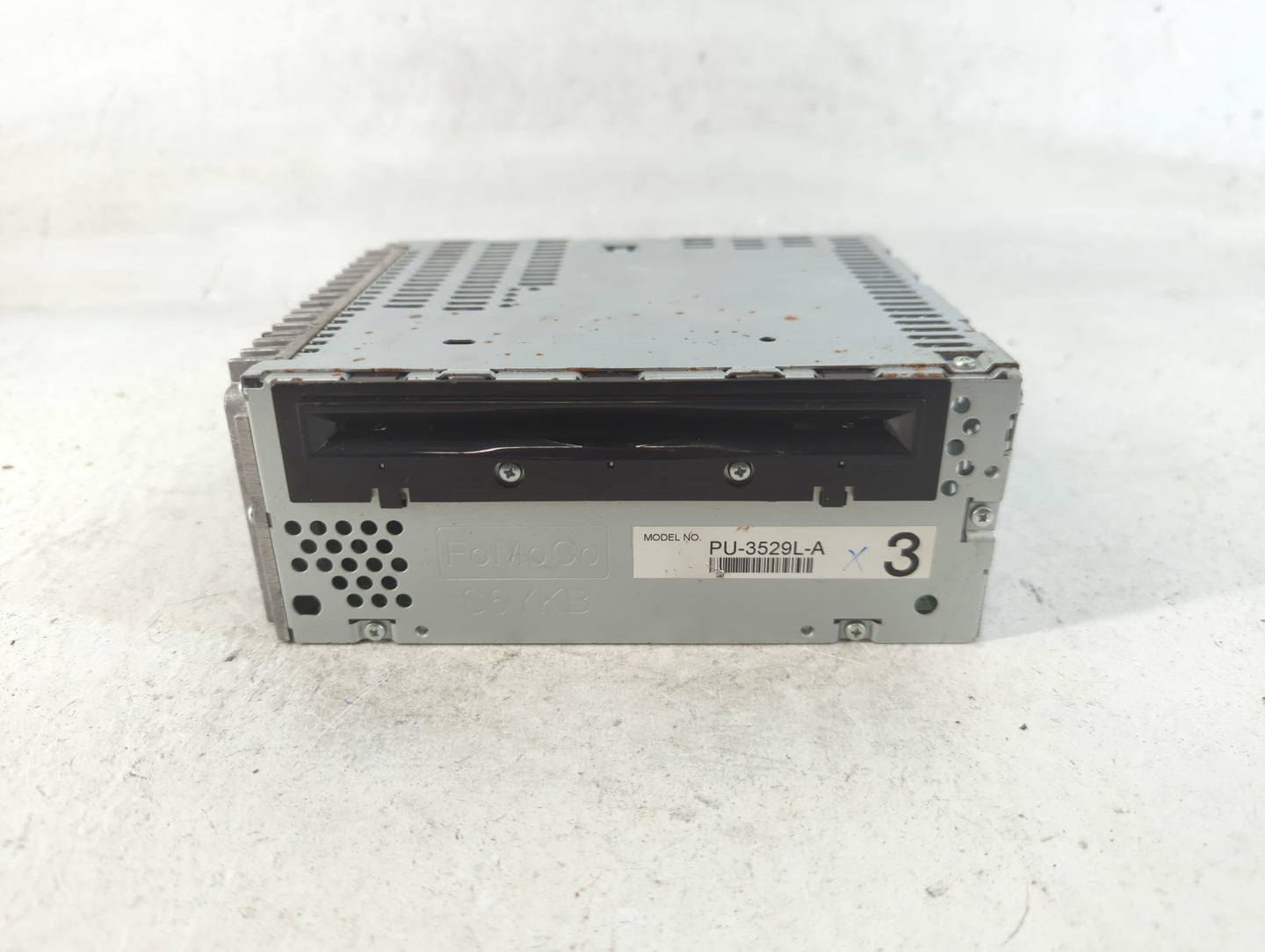 2013 Ford Edge Radio AM FM Cd Player Receiver Replacement P/N:DT4T-19C107-CB Fits OEM Used Auto Parts - Oemusedautoparts1.co